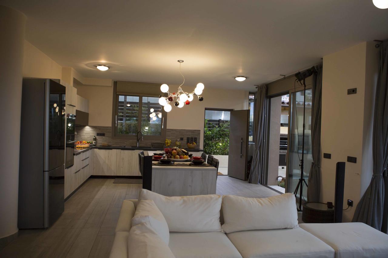 Villa Sunset ลาโกนิสซี ภายนอก รูปภาพ